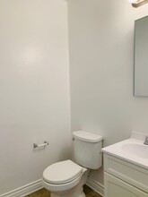 1205 Victoria Ave in Venice, CA - Building Photo - Interior Photo