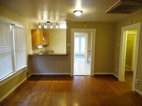 2412 Avenue T in Lubbock, TX - Building Photo - Building Photo