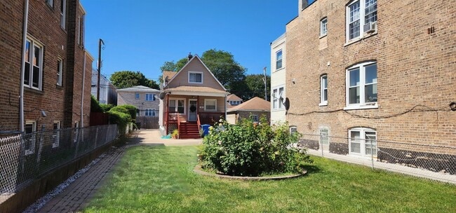 property at 4538 S Sawyer Ave