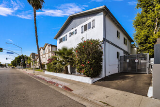 7661 Fountain Ave in Los Angeles, CA - Building Photo - Primary Photo