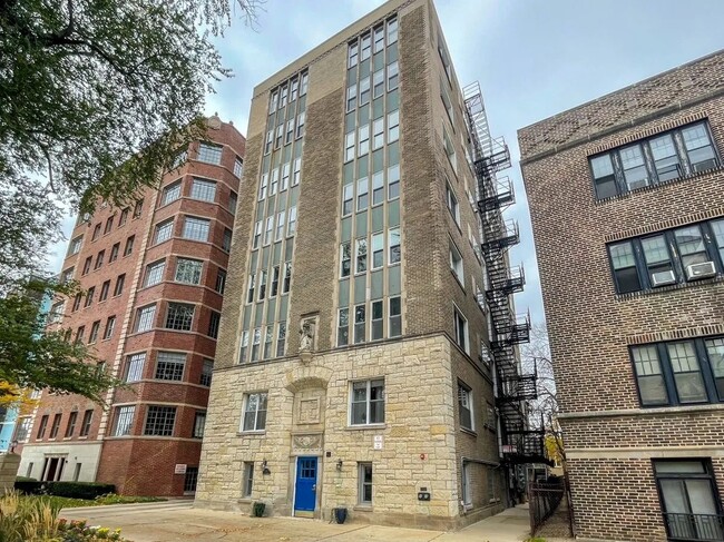 property at 1430 Chicago Ave