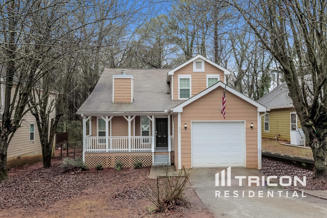 433 Orchard Dr in Stone Mountain, GA - Building Photo
