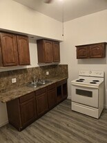 114 Hedges St in Mansfield, OH - Building Photo