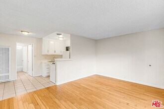 2435 2nd St in Santa Monica, CA - Building Photo - Building Photo