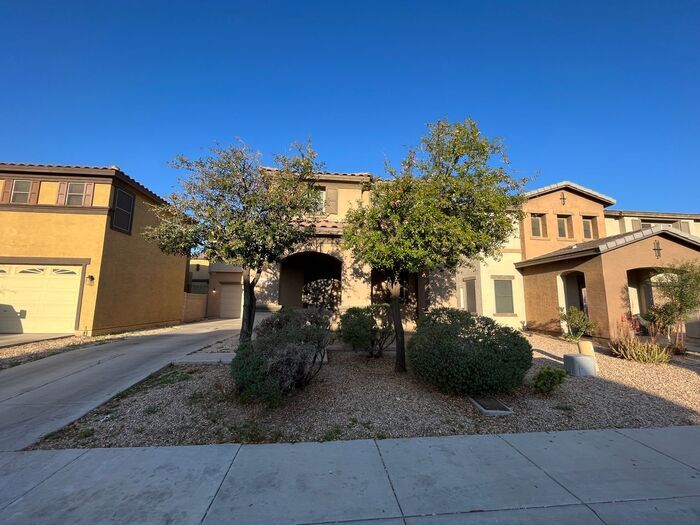 8562 N 63rd Dr in Glendale, AZ - Building Photo