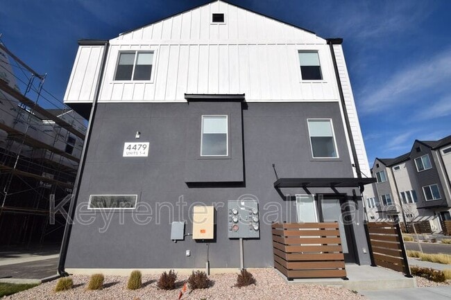 4479 S 500 E in Millcreek, UT - Building Photo - Building Photo