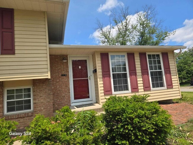 6360 Arnett Rd in Westerville, OH - Building Photo - Building Photo