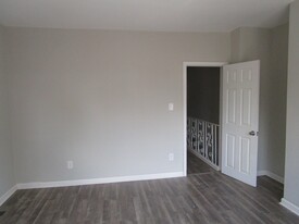 6243 Clearview St in Philadelphia, PA - Building Photo