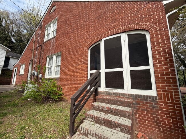 1143 N Broad St in Rome, GA - Building Photo - Building Photo