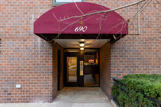 West Village Houses - Cooperative in New York, NY - Foto de edificio - Building Photo