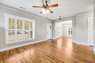 102 Estelle Park Dr in Asheville, NC - Building Photo - Building Photo