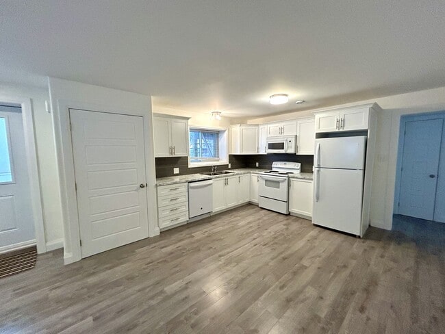 property at 15 Cherrybark Cres