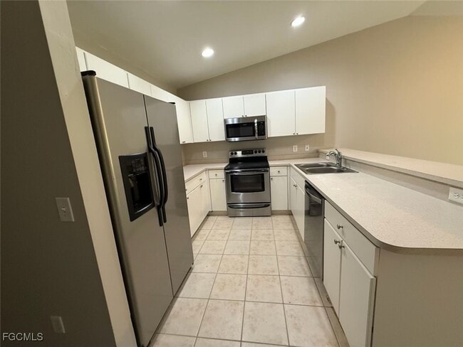 2415 Herb Ave S in Lehigh Acres, FL - Building Photo - Building Photo