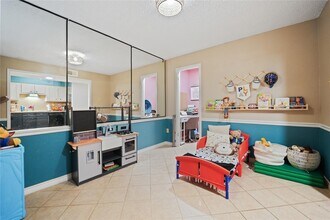 1314 Town Cir in Baytown, TX - Building Photo - Building Photo