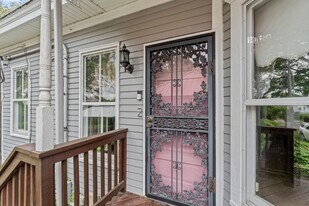 4206 Southern Pkwy in Louisville, KY - Building Photo