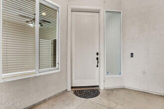 1414 W Coral Reef Dr in Gilbert, AZ - Building Photo - Building Photo