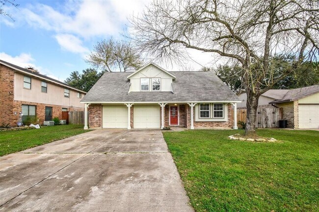 2110 Whiteback Dr photo'