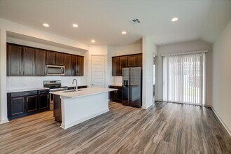 644 Peace Pipe Way in Georgetown, TX - Building Photo - Building Photo