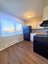 2642 E Ocean View Ave in Norfolk, VA - Building Photo