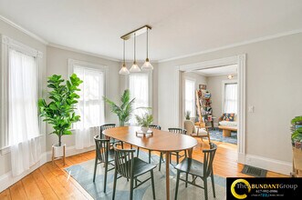 44 Cottage St in Watertown, MA - Foto de edificio - Building Photo