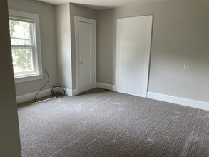 556 1/2 Maple St in Mansfield, OH - Building Photo - Building Photo