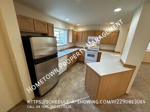 407 Yauger Way NW in Olympia, WA - Building Photo - Building Photo