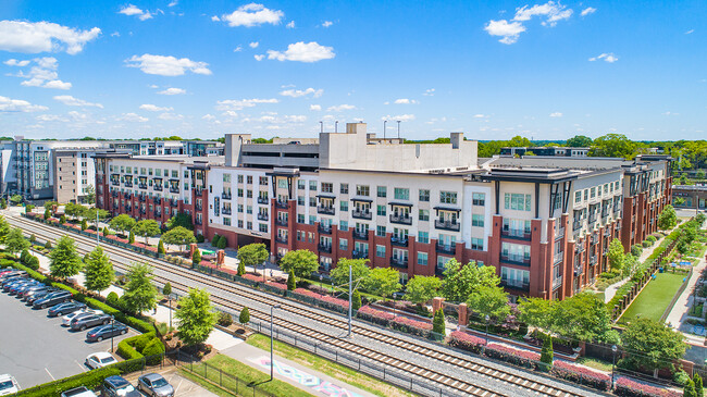 MAA Reserve in Charlotte, NC - Foto de edificio - Building Photo