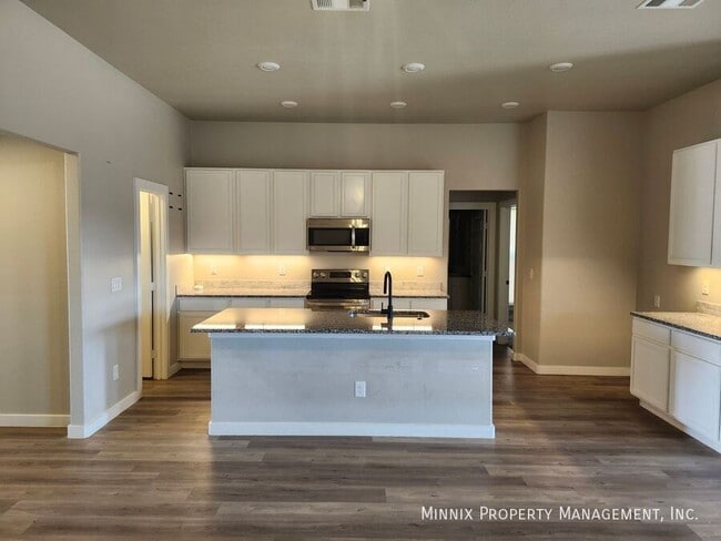 2011 132nd St in Lubbock, TX - Building Photo - Building Photo