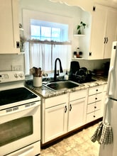 5424 Reeds Rd in Mission, KS - Foto de edificio - Building Photo