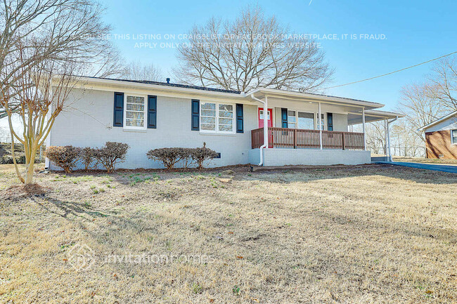 139 Circle Hill Dr in Dallas, GA - Foto de edificio - Building Photo