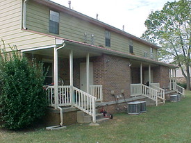 329 Lake Farm Rd Apartamentos