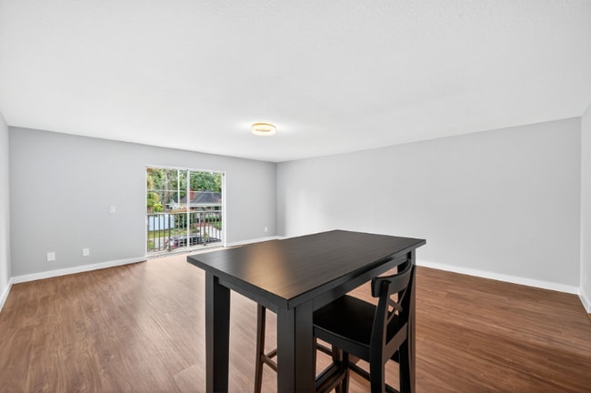 201 S Arrawana Ave in Tampa, FL - Foto de edificio - Building Photo