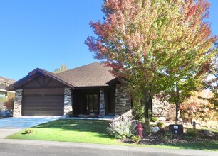 4398 Sunrise Dr in Eden, UT - Building Photo - Building Photo