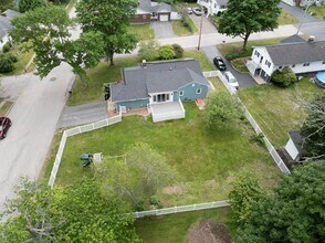 31 Dion Ave in Kittery, ME - Building Photo - Building Photo