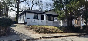 884 Thurmond St NW in Atlanta, GA - Building Photo