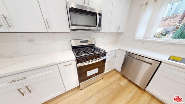 property at 4735 Nob Hill Dr