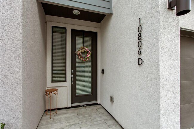 10806 Warwana Rd in Houston, TX - Building Photo - Building Photo