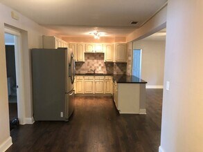 1915 E Livingston St in Orlando, FL - Building Photo - Building Photo