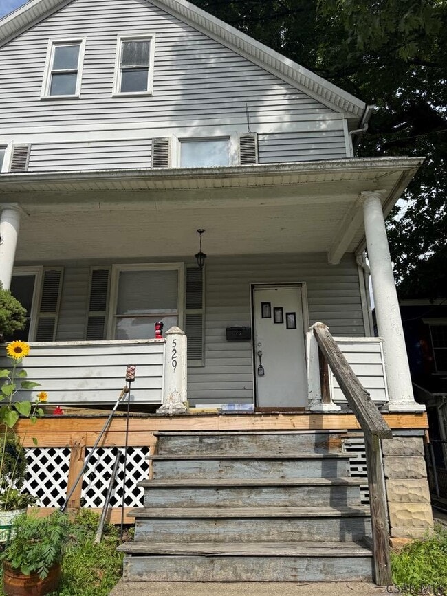 property at 529 Linden Ave