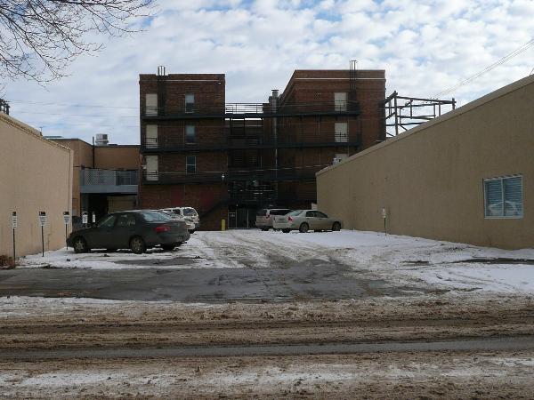114 N 3rd St in Bismarck, ND - Foto de edificio - Building Photo