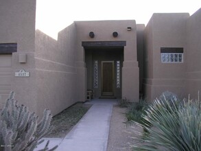 4537 E Thunder Hawk Rd in Cave Creek, AZ - Building Photo - Building Photo