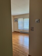 9907 W 58th St, Unit #7 in Countryside, IL - Foto de edificio - Building Photo