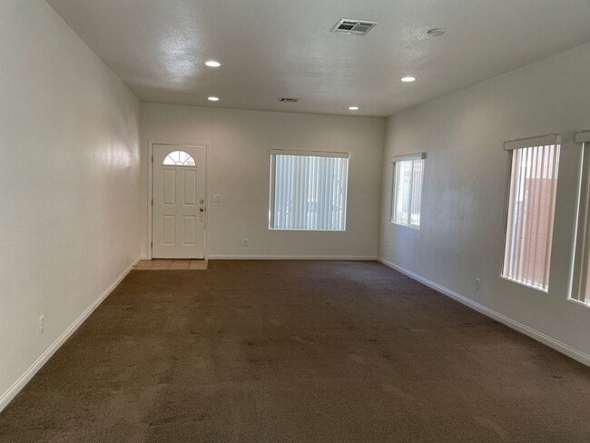 857 Park Walk Ave in Las Vegas, NV - Building Photo - Building Photo
