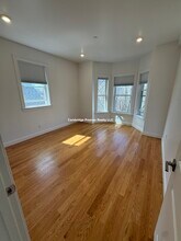 6 Beech St, Unit 2 in Cambridge, MA - Building Photo - Building Photo