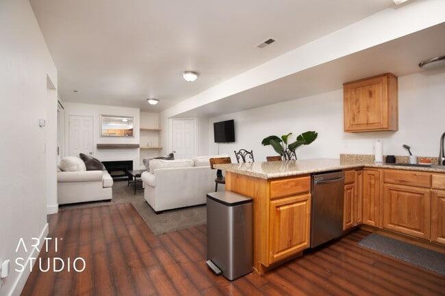 property at 1767 N Willowbrook Dr