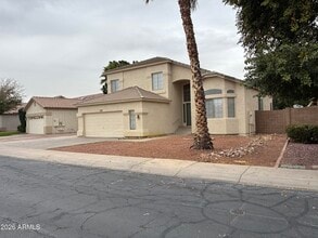 12930 W Surrey Ave in El Mirage, AZ - Foto de edificio - Building Photo