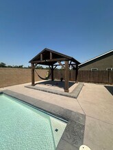 1746 Bryman St in Hanford, CA - Building Photo - Building Photo