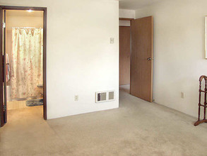 Hidden Hills Apartments in University Place, WA - Building Photo - Interior Photo