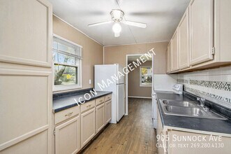 905 Sunnock Ave in Kalamazoo, MI - Building Photo - Building Photo