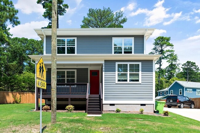 property at 3904 Avent Ferry Rd